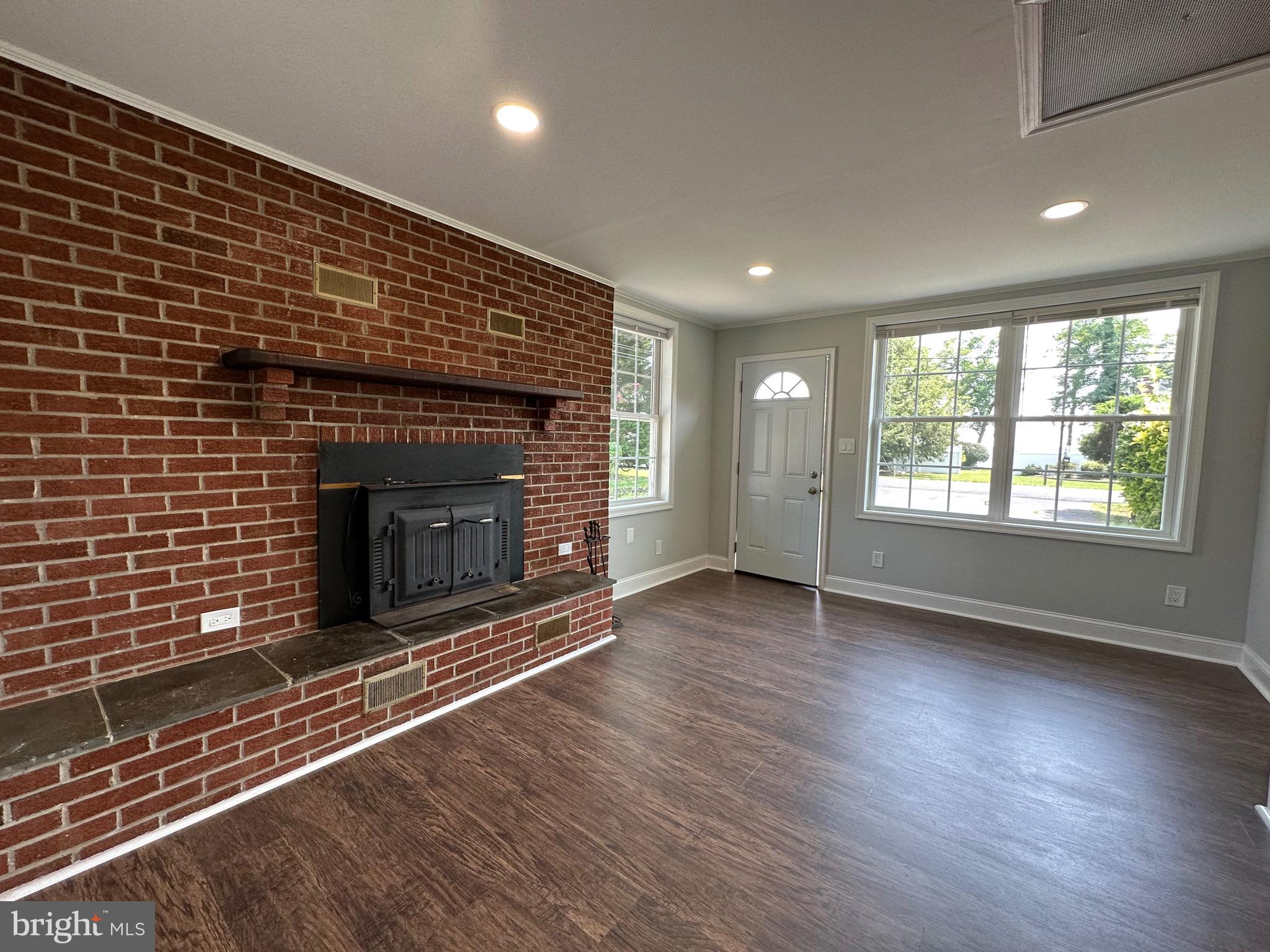 916 Bay Circle Woodbridge, VA 22191 - Photo 12 of 68