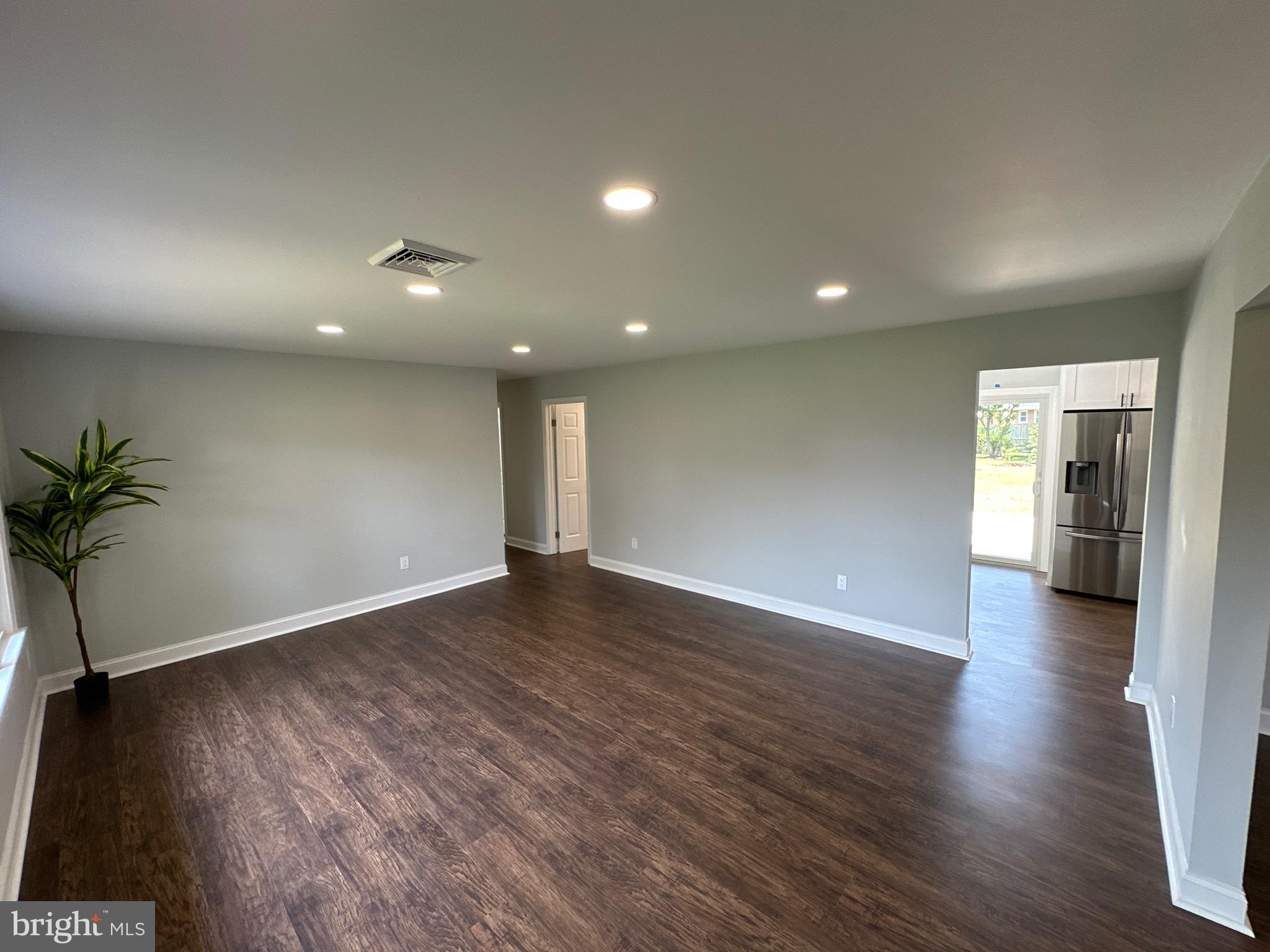 916 Bay Circle Woodbridge, VA 22191 - Photo 13 of 68