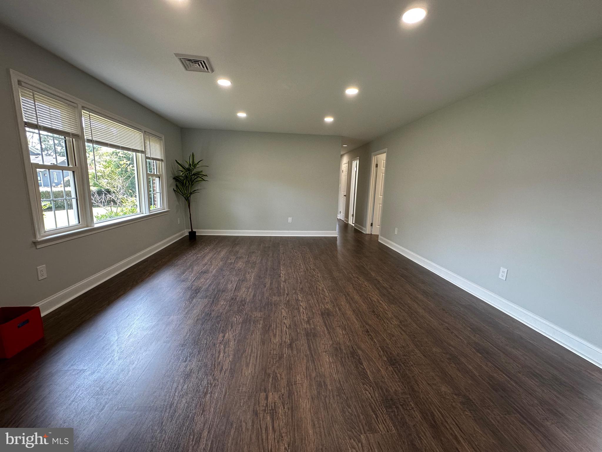 916 Bay Circle Woodbridge, VA 22191 - Photo 15 of 68