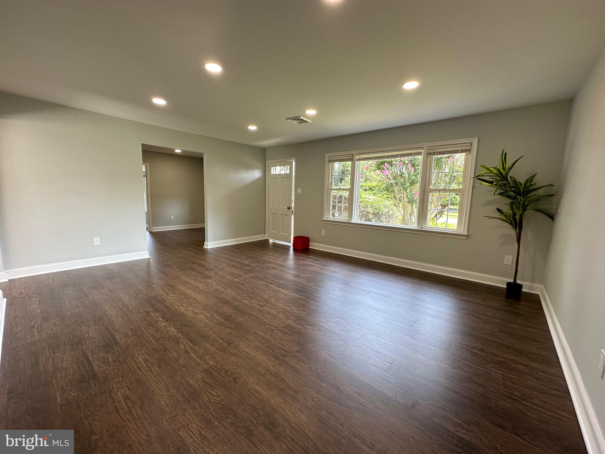 916 Bay Circle Woodbridge, VA 22191 - Photo 16 of 68