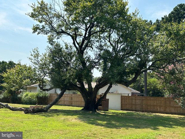 $563,000 | 916 Bay Circle, Woodbridge, VA 22191