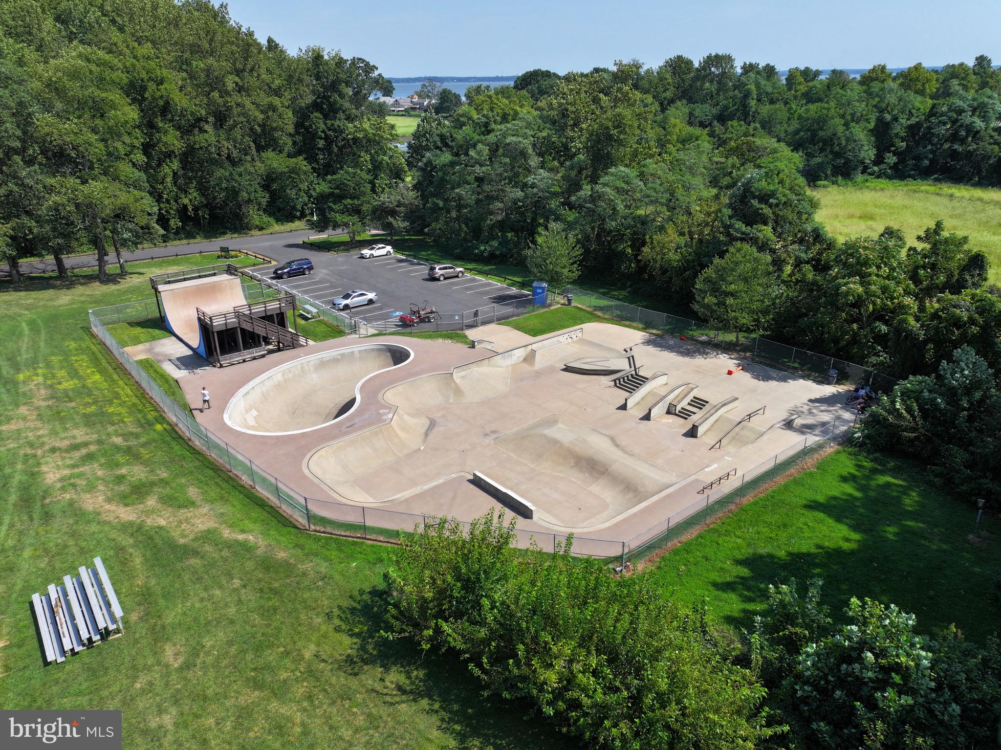 916 Bay Circle Woodbridge, VA 22191 - Photo 59 of 68 Walk to Scott Eagles skateboard park