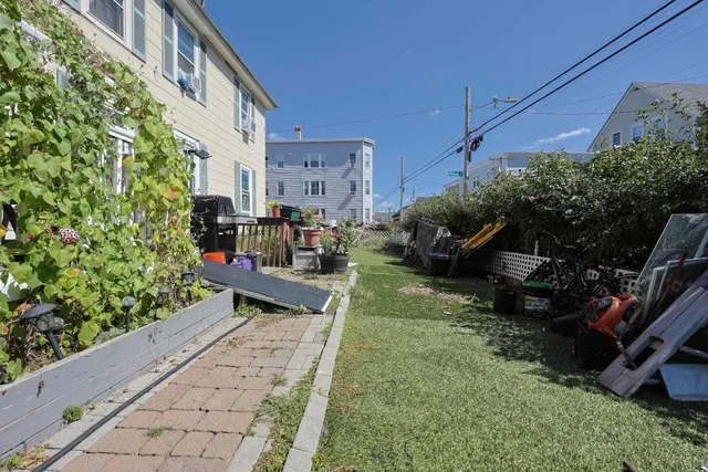 $509,999 | 8 Rimmon Street, Manchester, NH 03102