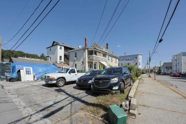 $509,999 | 8 Rimmon Street, Manchester, NH 03102