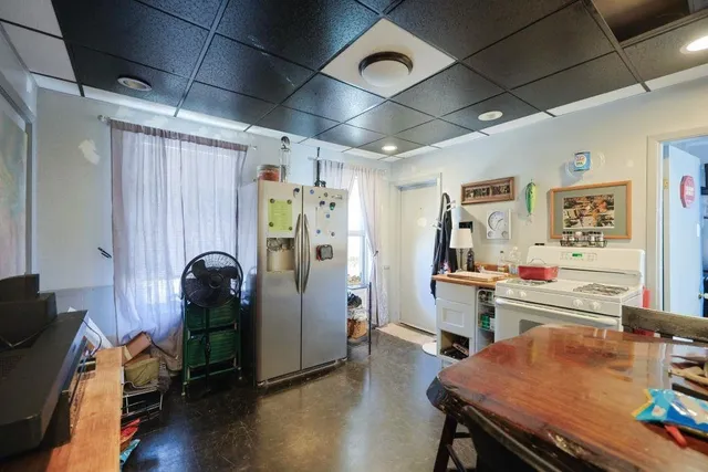 $509,999 | 8 Rimmon Street, Manchester, NH 03102