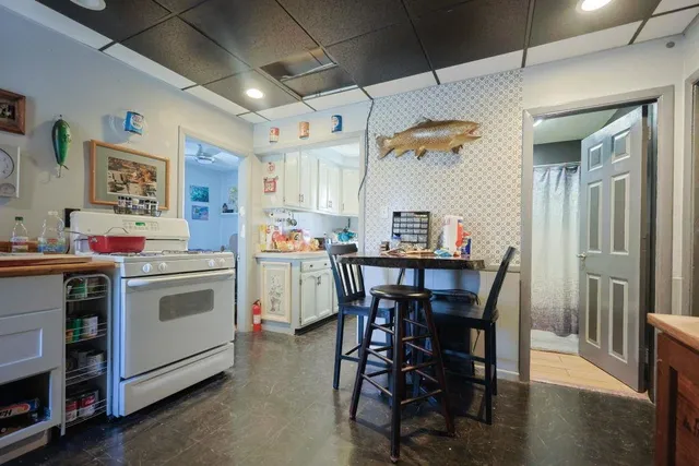 $509,999 | 8 Rimmon Street, Manchester, NH 03102