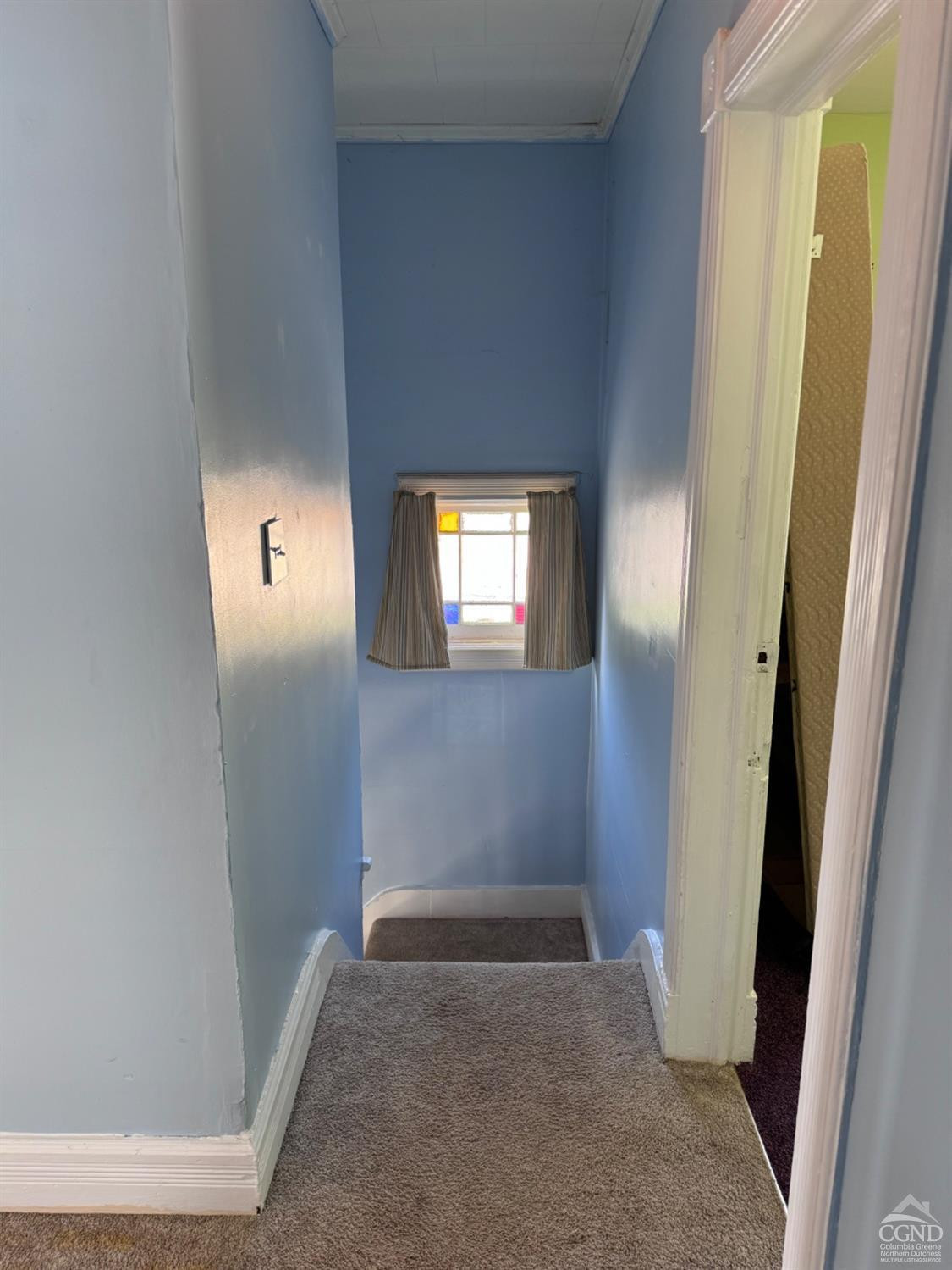 95 Maple Avenue Catskill, NY 12414 - Photo 14 of 25 an empty room with windows