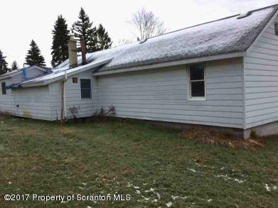 1691 Layton Road Scott Township, PA 18447 - Photo 4 of 13 Gallery Image 4