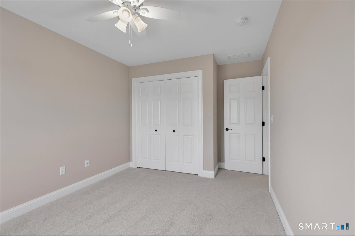 2 Chapman Chase Windsor Locks, CT 06096 - Photo 32 of 40