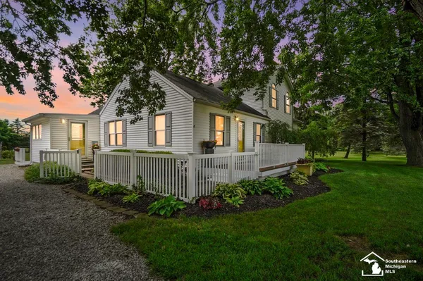 $339,000 | 13378 South County Line Highway, Ottawa Lake, MI 49267