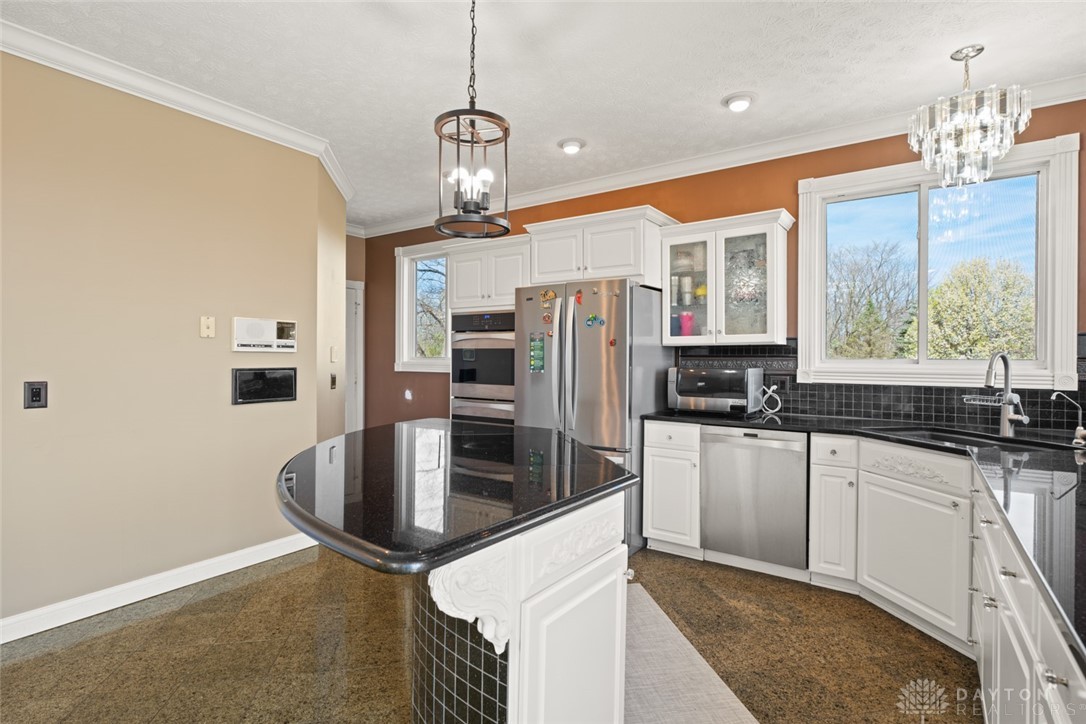 1704 River Ridge Drive Spring Valley, OH 45370 - Photo 14 of 53 Kitchen