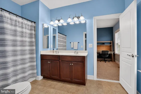 $1,275,000 | 15703 Woodchester Court, Leesburg, VA 20176