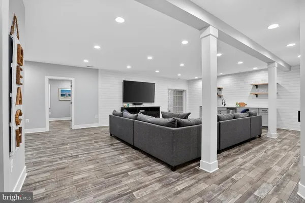 $1,275,000 | 15703 Woodchester Court, Leesburg, VA 20176