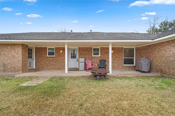 $349,900 | 1112 Knox Lane, Wharton, TX 77488