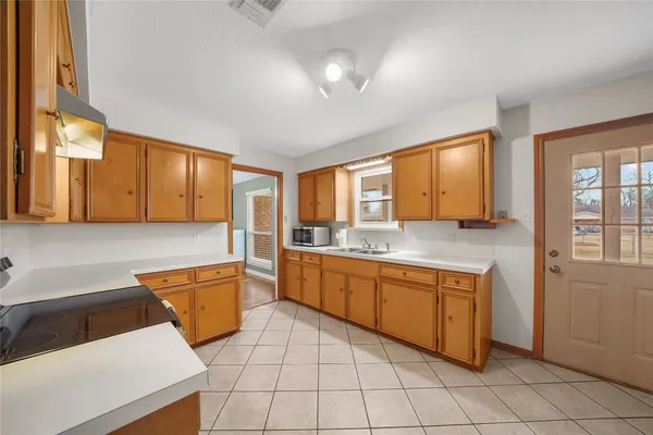 $349,900 | 1112 Knox Lane, Wharton, TX 77488