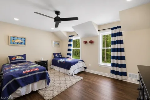 $1,350,000 | 31 Warren Cutting Road, Chester, NJ 07930