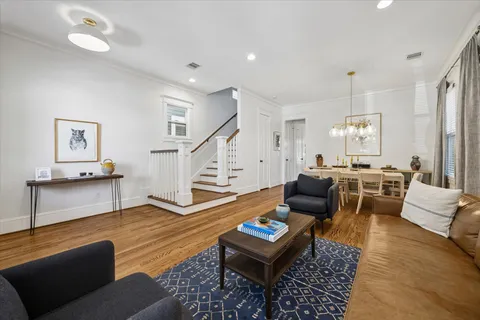 $825,000 | 638 West 17th Street, Houston, TX 77008