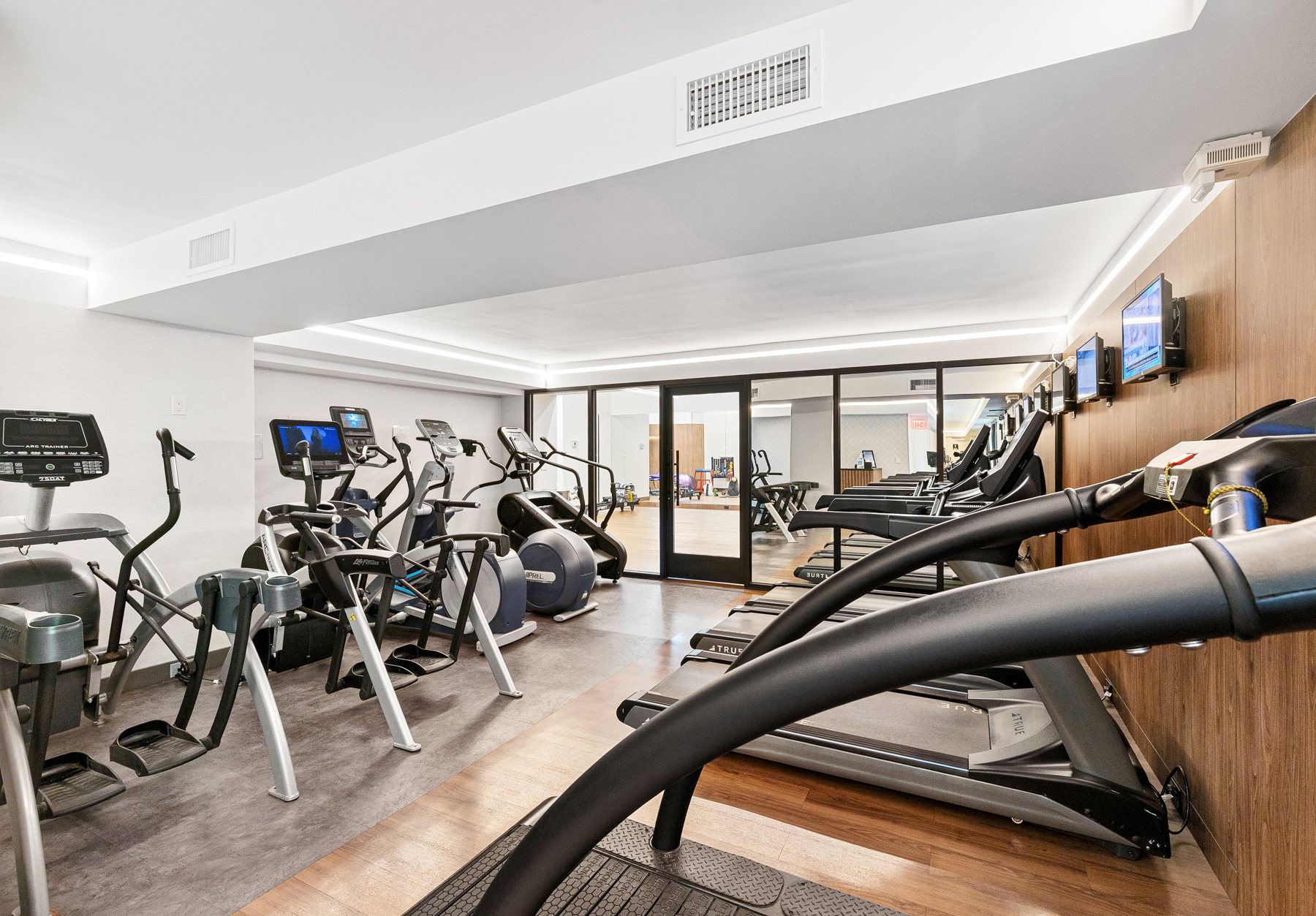 1 Irving Place, Unit U9C Manhattan, NY 10003 - Photo 18 of 18