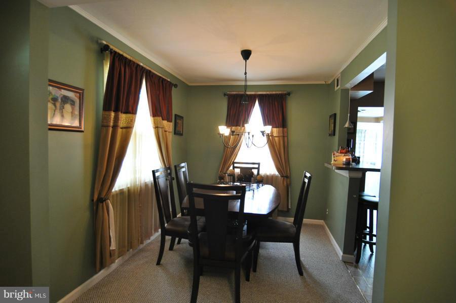 411 Elmwood Road Baltimore, MD 21206 - Photo 4 of 14 Dining Room