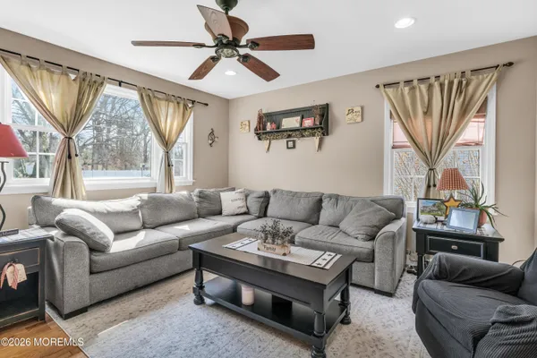 $825,000 | 22 Villanova Drive, Jackson, NJ 08527