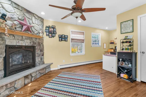 $825,000 | 22 Villanova Drive, Jackson, NJ 08527