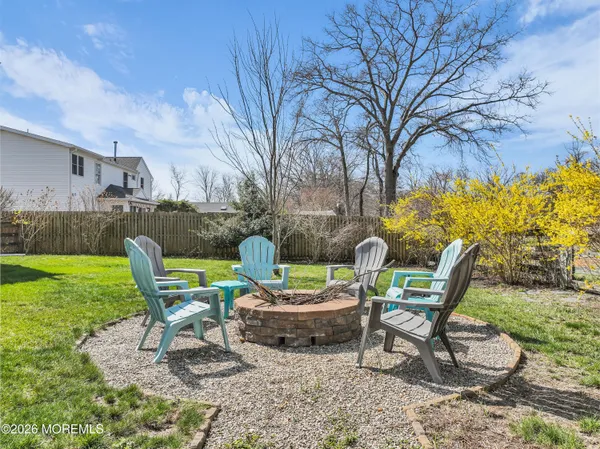 $825,000 | 22 Villanova Drive, Jackson, NJ 08527