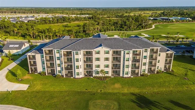 $2,500 | 12140 Wellen Golf Street, Unit 303, Venice, FL 34293