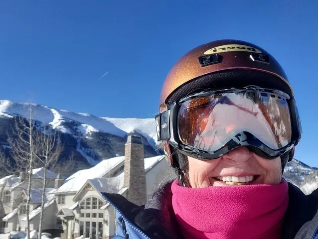 a view of a yard with a snow on the road