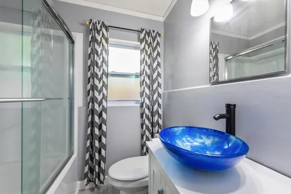 $399,999 | 611 11th Street Northwest, Largo, FL 33770