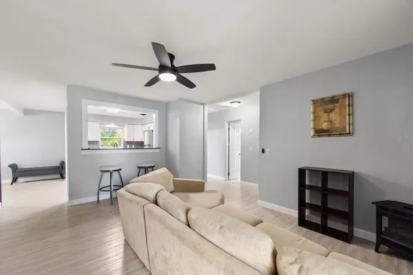 $399,999 | 611 11th Street Northwest, Largo, FL 33770
