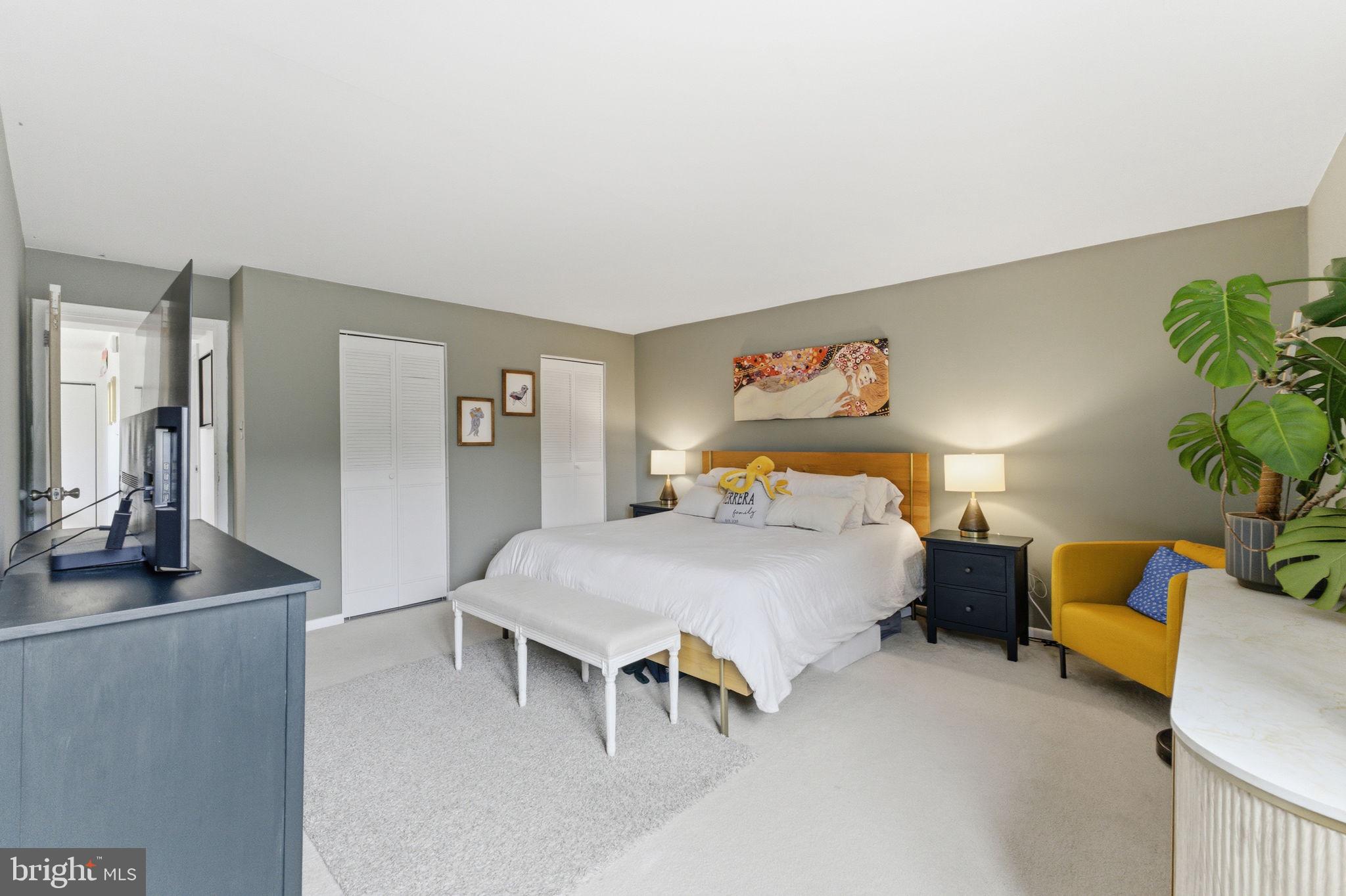 11260 Chestnut Grove Square, Unit 337 Reston, VA 20190 - Photo 43 of 82 Serene retreat with modern elegance.
