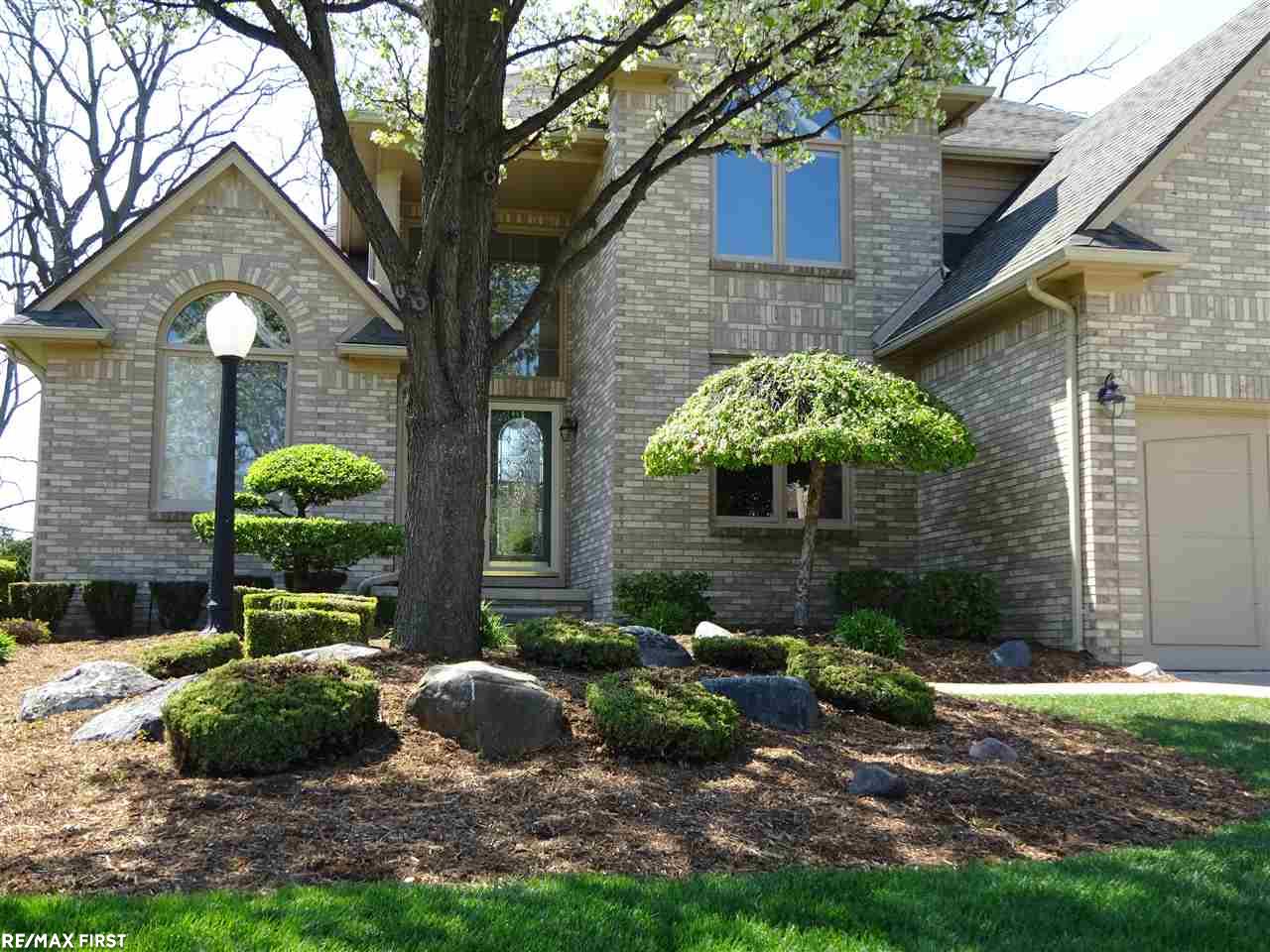 896 Grovecrest Rochester Hills, MI 48307 - Photo 40 of 43