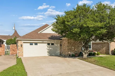 $449,900 | 604 Shalamar Place, Irving, TX 75061