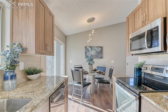 1475 Ride Lane Colorado Springs, CO 80916 - Photo 13 of 38
