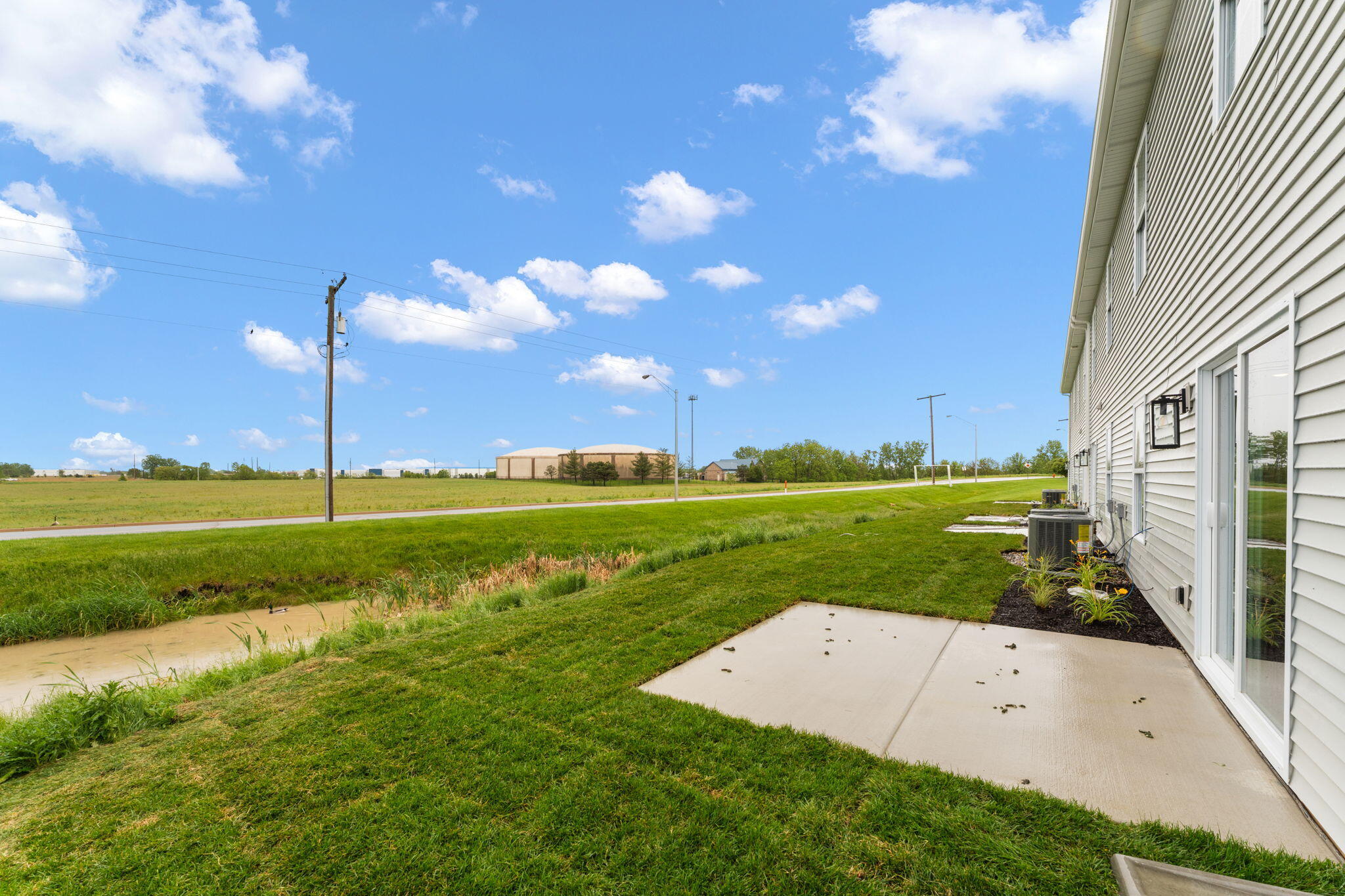 9567 Luebcke Lane East Crown Point, IN 46307 - Photo 27 of 31 2048x1365