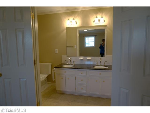 3621 Stancliff Road Clemmons, NC 27012 - Photo 11 of 16 Master Bath/Spa.