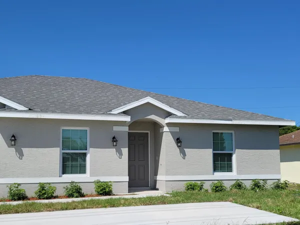 $2,400 | 459 Southwest Paar Drive, Port St. Lucie, FL 34953
