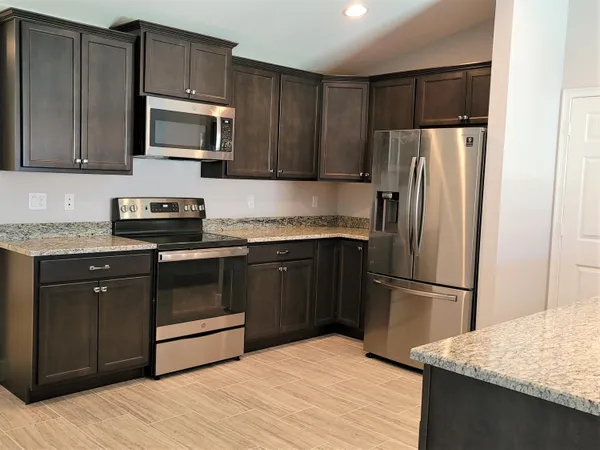 $2,400 | 459 Southwest Paar Drive, Port St. Lucie, FL 34953