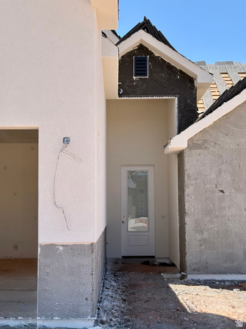 309 North 2805 West, Unit 407 Hurricane, UT 84737 - Photo 3 of 25 8' glass front door
