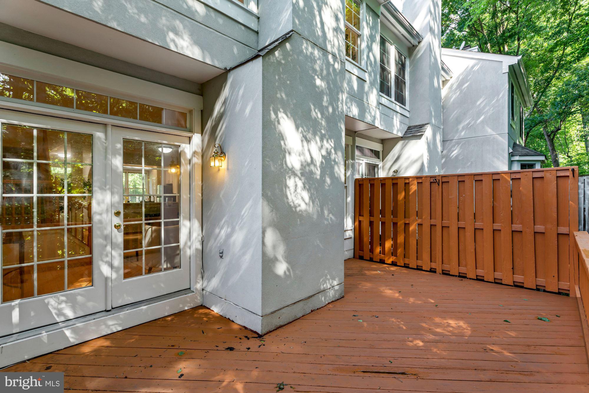 11280 Fairwind Way Reston, VA 20190 - Photo 27 of 32