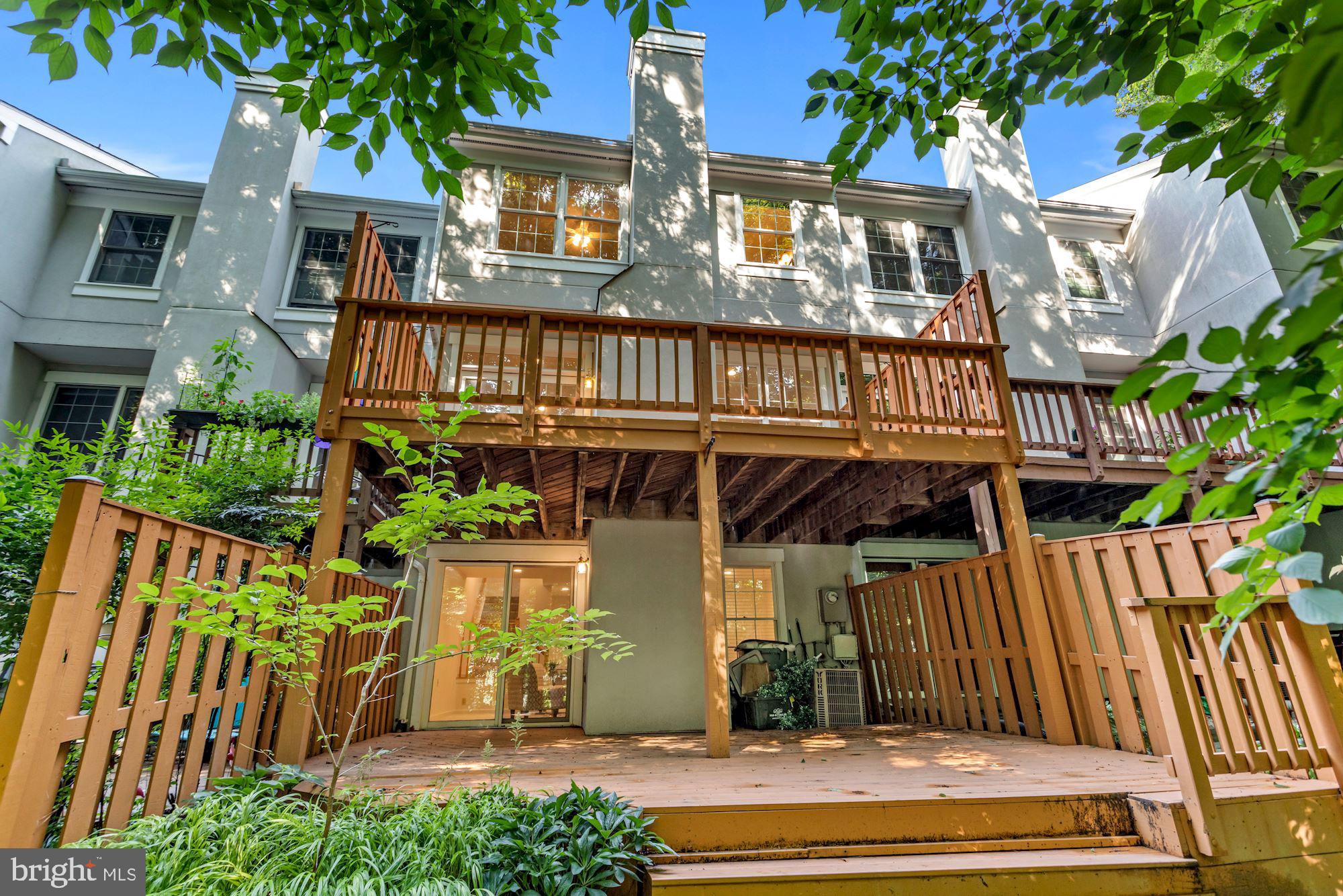 11280 Fairwind Way Reston, VA 20190 - Photo 29 of 32