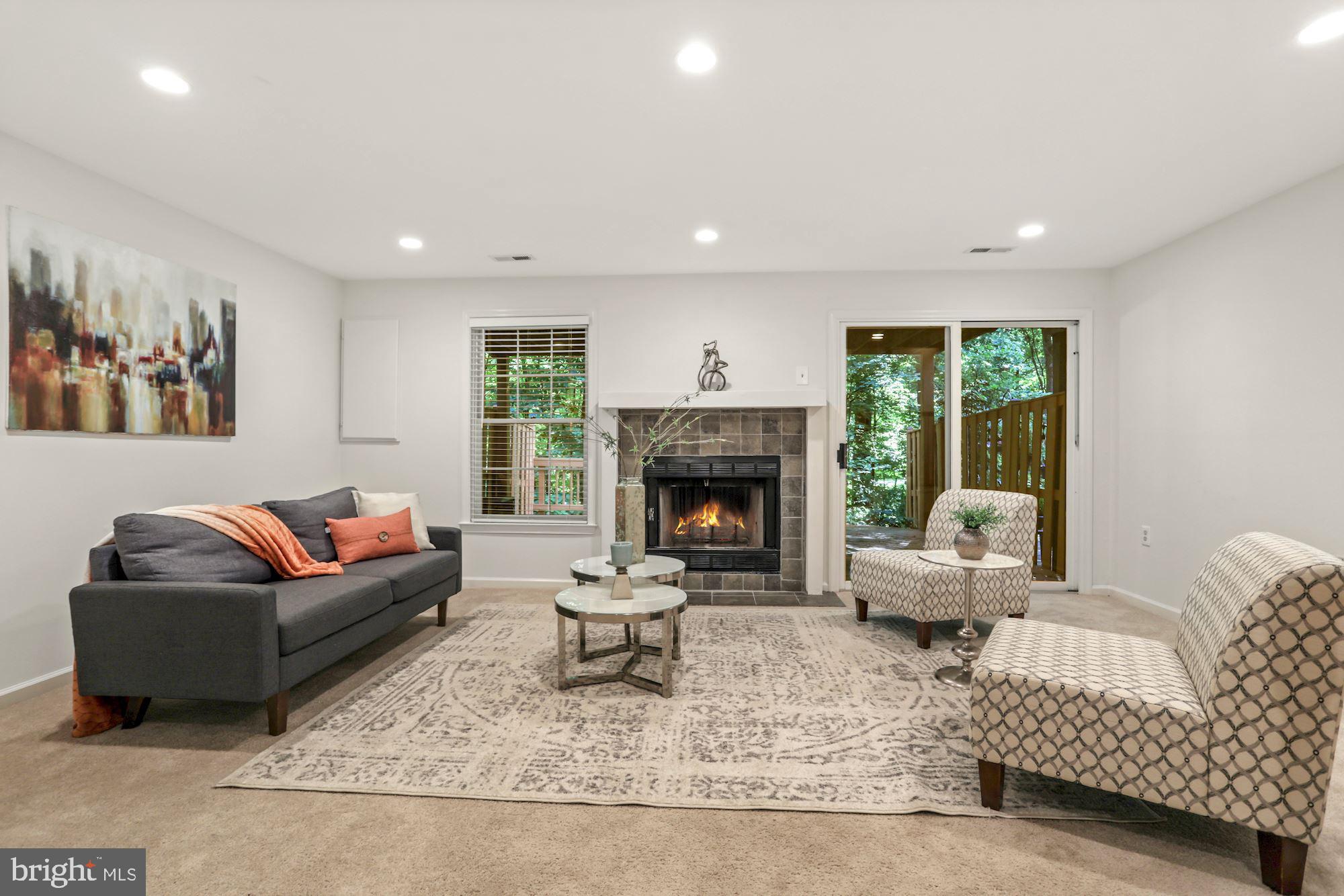 11280 Fairwind Way Reston, VA 20190 - Photo 3 of 32