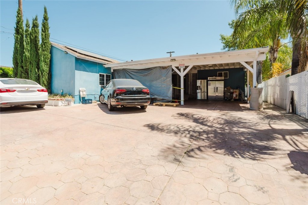 11338 Dronfield Avenue Pacoima, CA 91331 - Photo 2 of 46