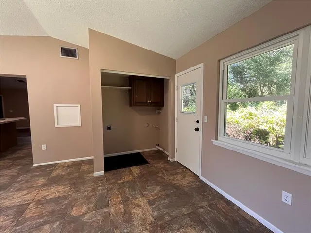 $238,500 | 1635 North Florida Avenue, Hernando, FL 34442