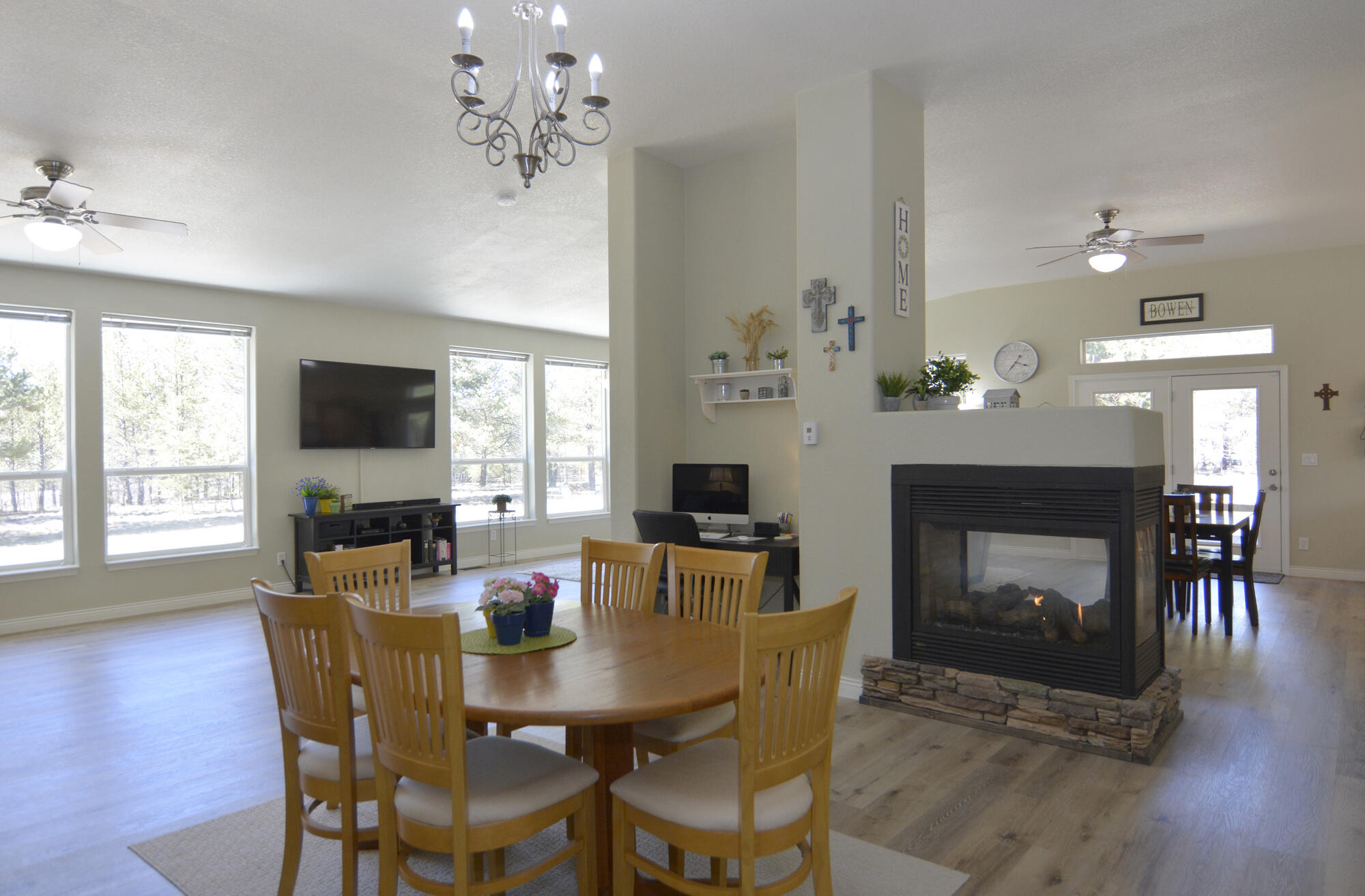 16020 Dawn Road La Pine, OR 97739 - Photo 6 of 46 Dining Area
