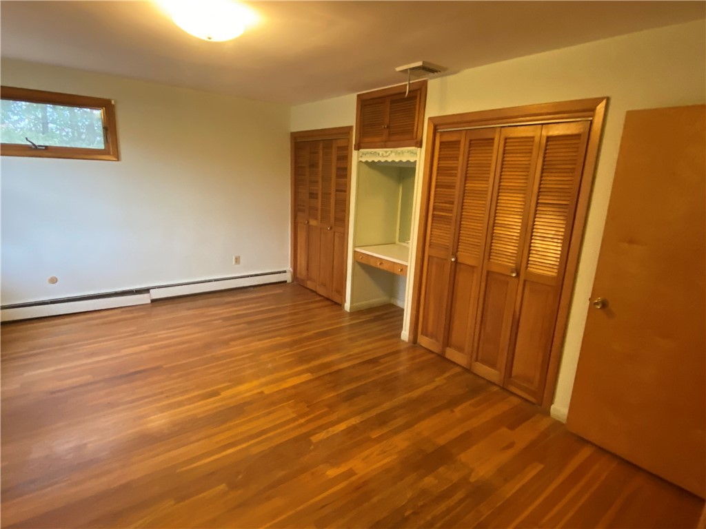 239 Olney Arnold Road Cranston, RI 02921 - Photo 9 of 27 Gallery Image 9