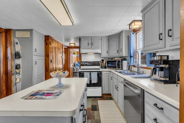 $3,400 | 32 Bassett Lane, Madison, CT 06443