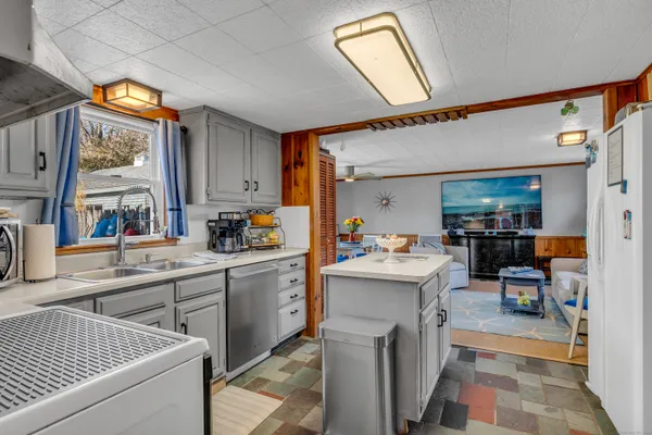 $3,400 | 32 Bassett Lane, Madison, CT 06443