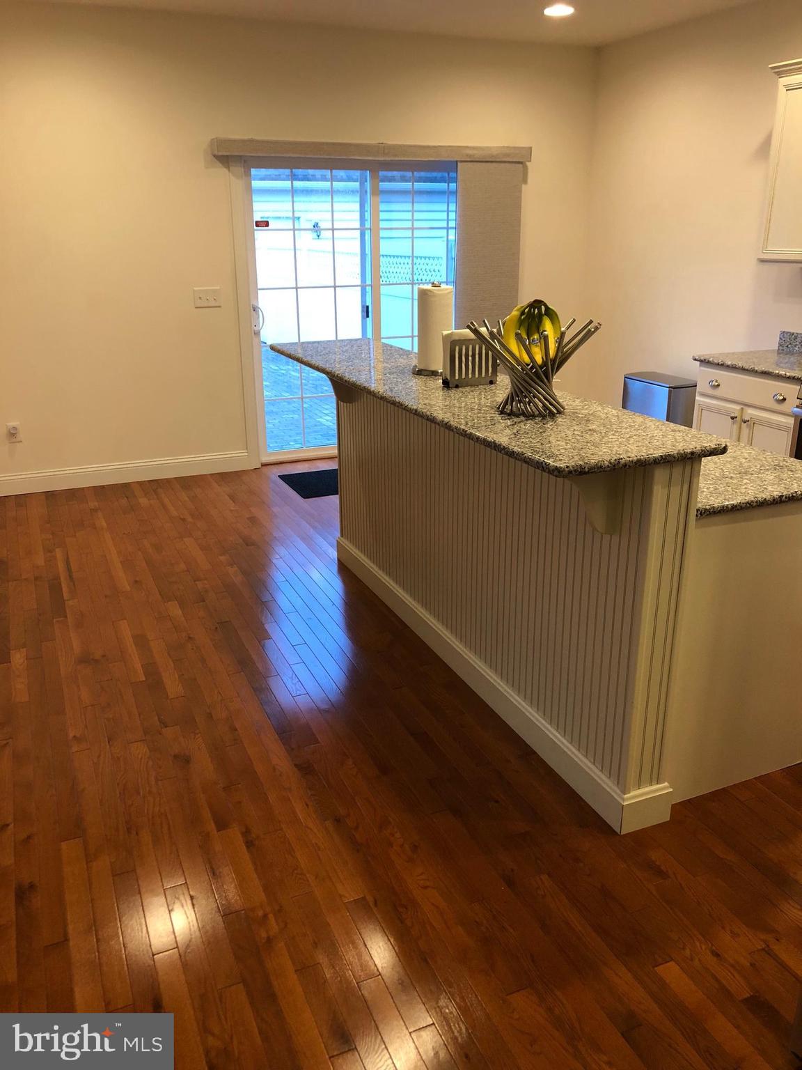 12 Jamestown Square Mechanicsburg, PA 17050 - Photo 14 of 56