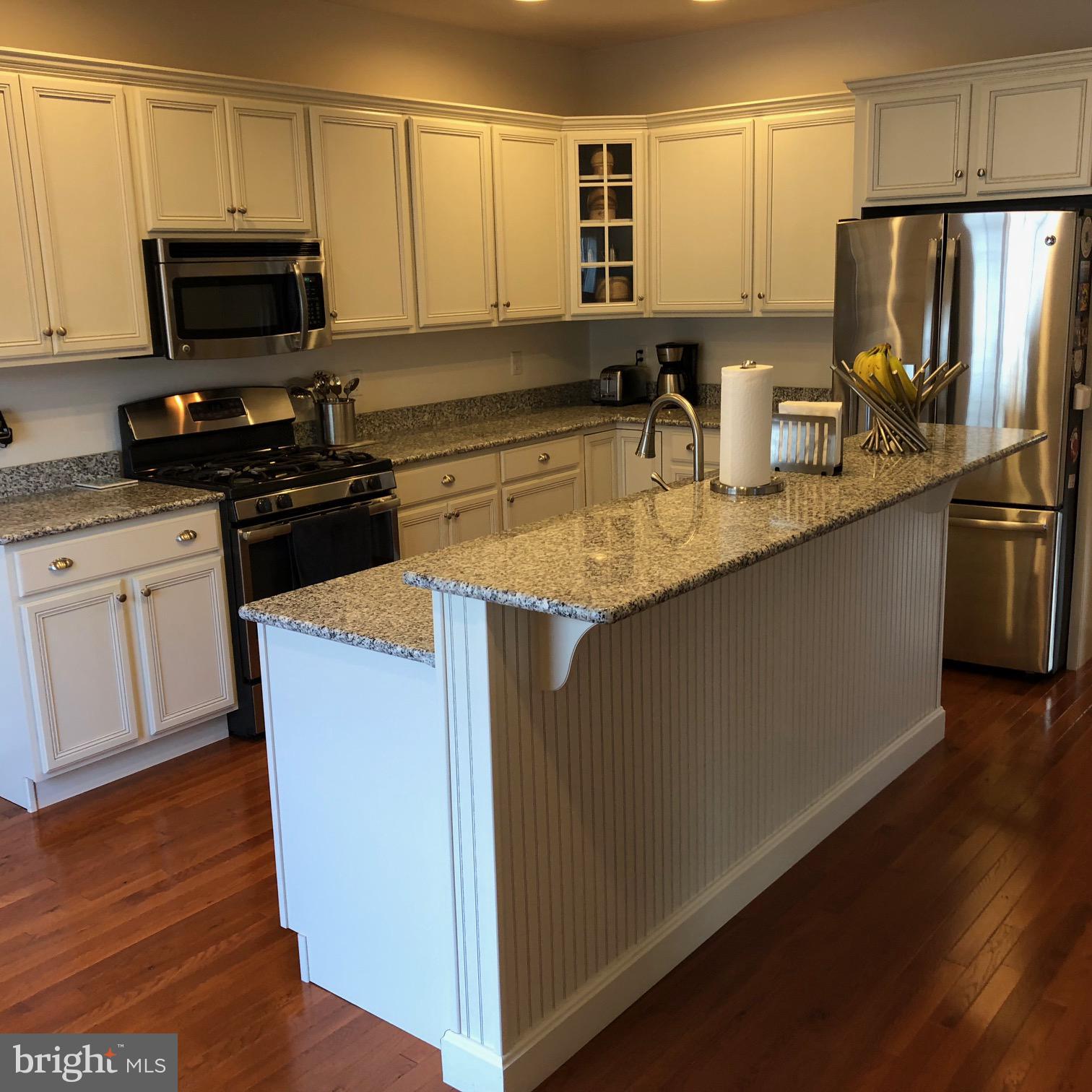 12 Jamestown Square Mechanicsburg, PA 17050 - Photo 8 of 56